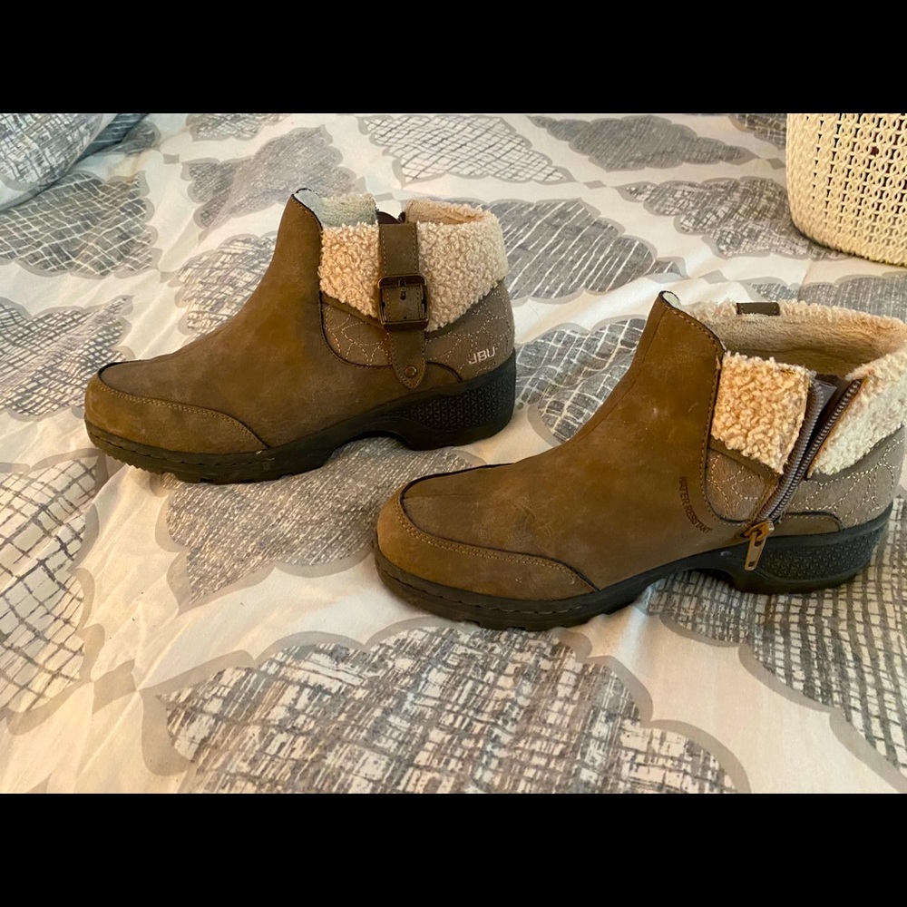 COPY - Heeled waterproof booties